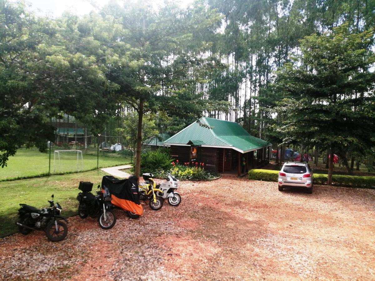 Murchison Backpackers Masindi Luaran gambar