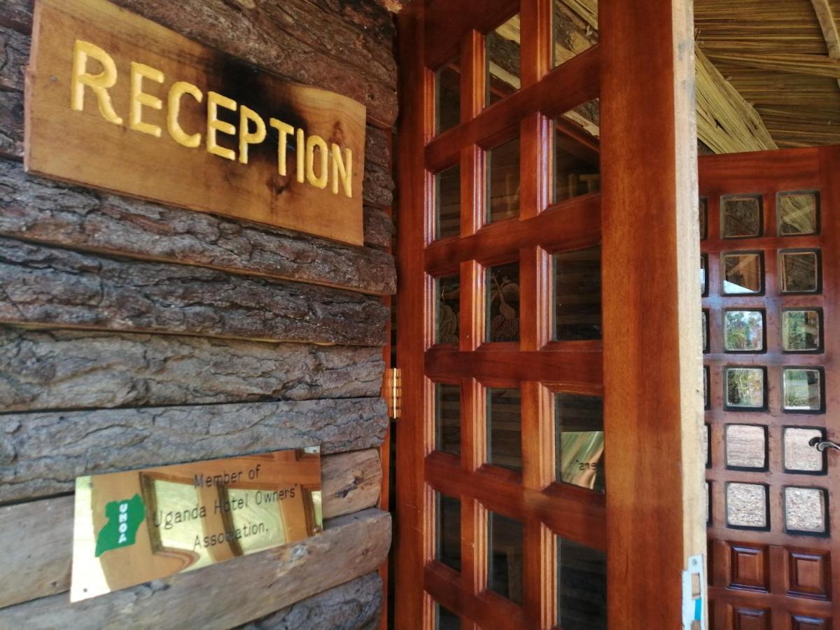 Murchison Backpackers Masindi Luaran gambar