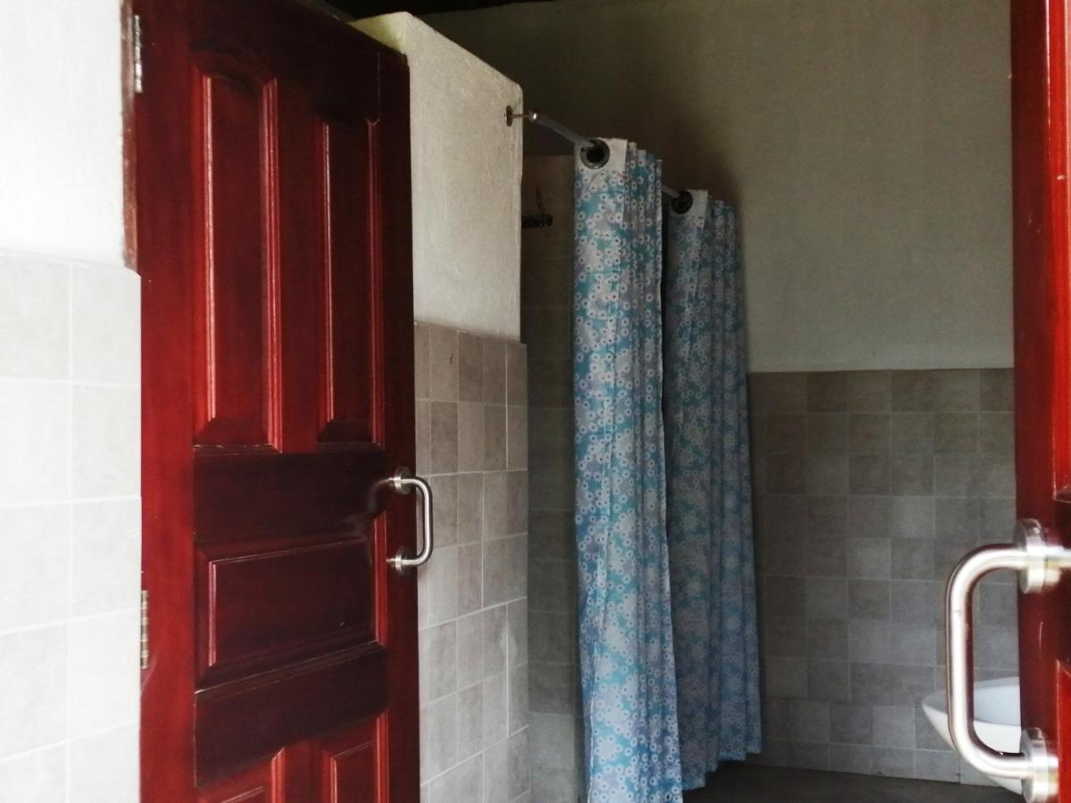 Murchison Backpackers Masindi Luaran gambar